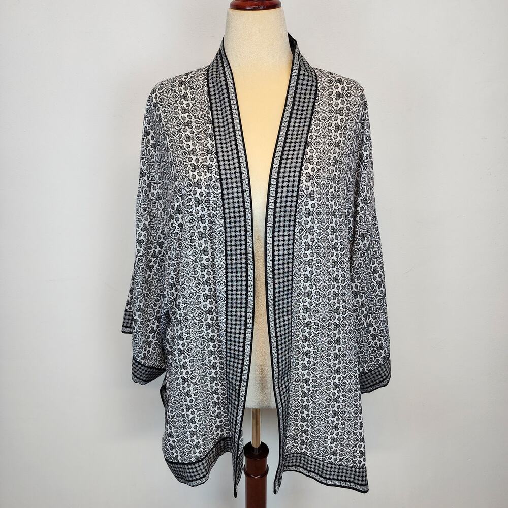 Max Studio Kimono Cover Up Cardigan Top Size 1X Black White Nouveau 3/4 Sleeve
